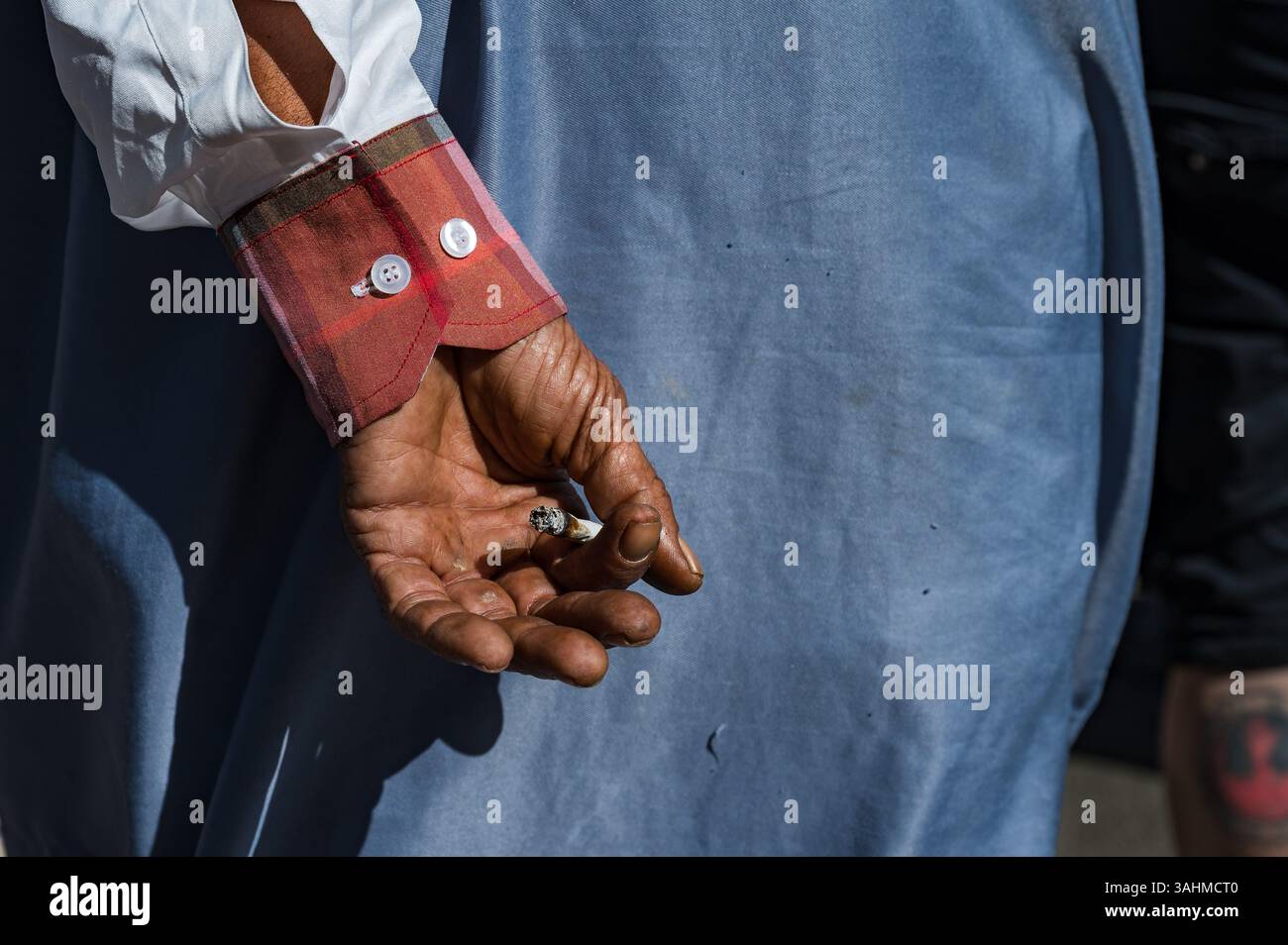 cigarette facepalm Face palm old man hi-res stock photography and images