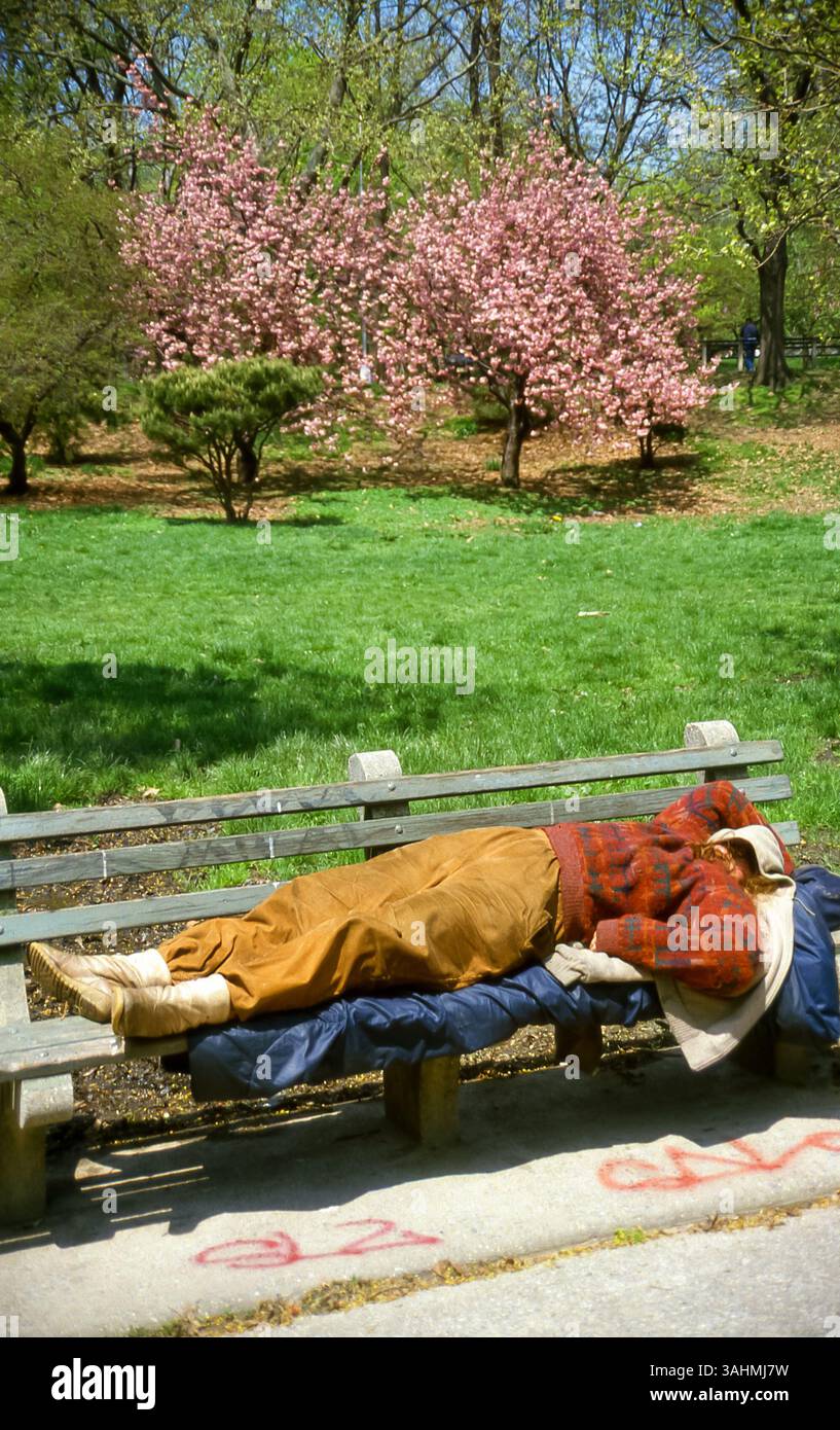Central Park, Manhattan, New York in mid eighties on a sunny spring day ...