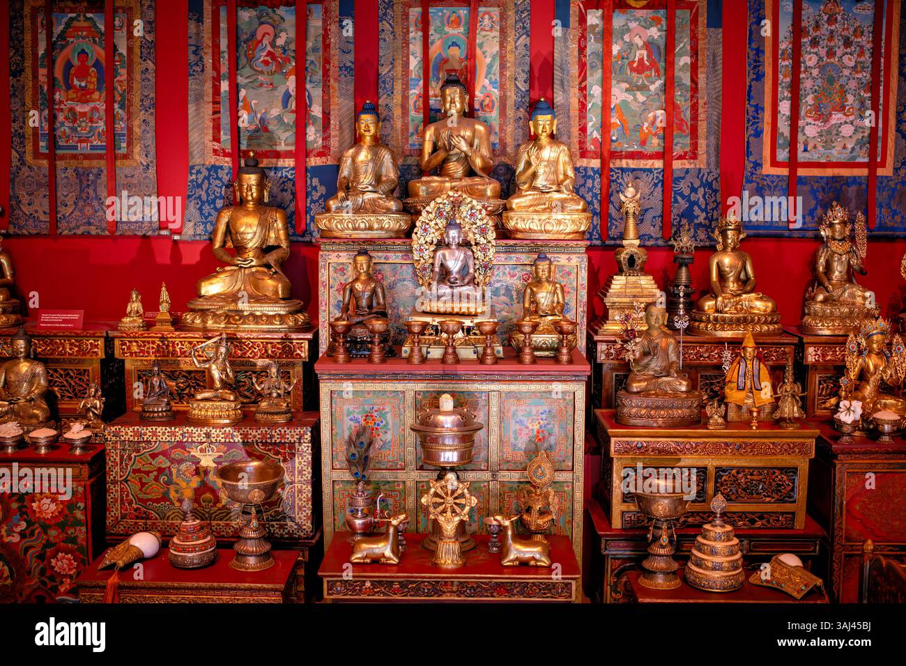 Tibetan Lectern With Dragon Painting - 19thC Tibetan Lectern With Dragon Painting - 19thC