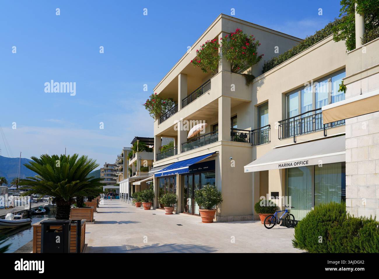 Image showcasing Dubai South awards $544.6m contract for Hayat luxury community near Al ...