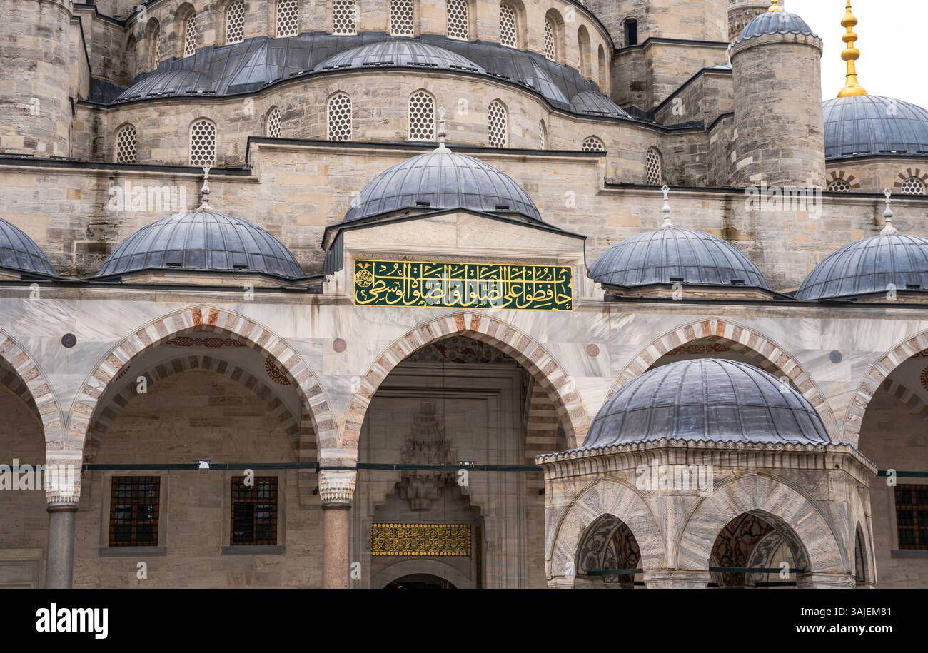 Exterior of Blue Mosque or Sultan Ahmed Mosque, an Ottoman-era historical imperial mosque built in 17th century by sultan Ahmed I, in Istanbul, Turkey Stock Photo