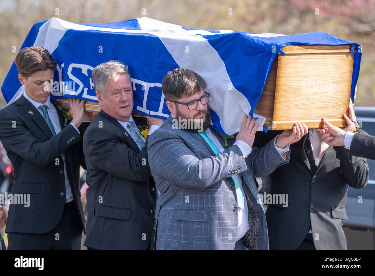 Keith Runk Msp Keith Brown MSP (centre) carries the coffin at the funeral of his ...