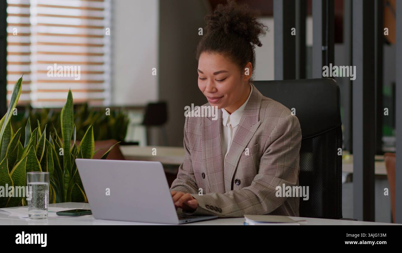 Pc user hi-res stock photography and images - Alamy