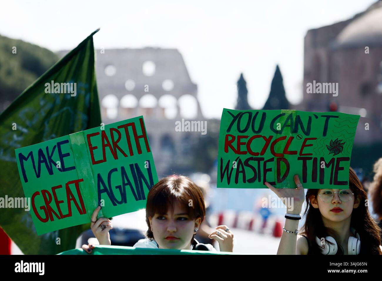 Manifestazione Friday for Future - Roma —Italia — Venerdì 11 Aprile ...