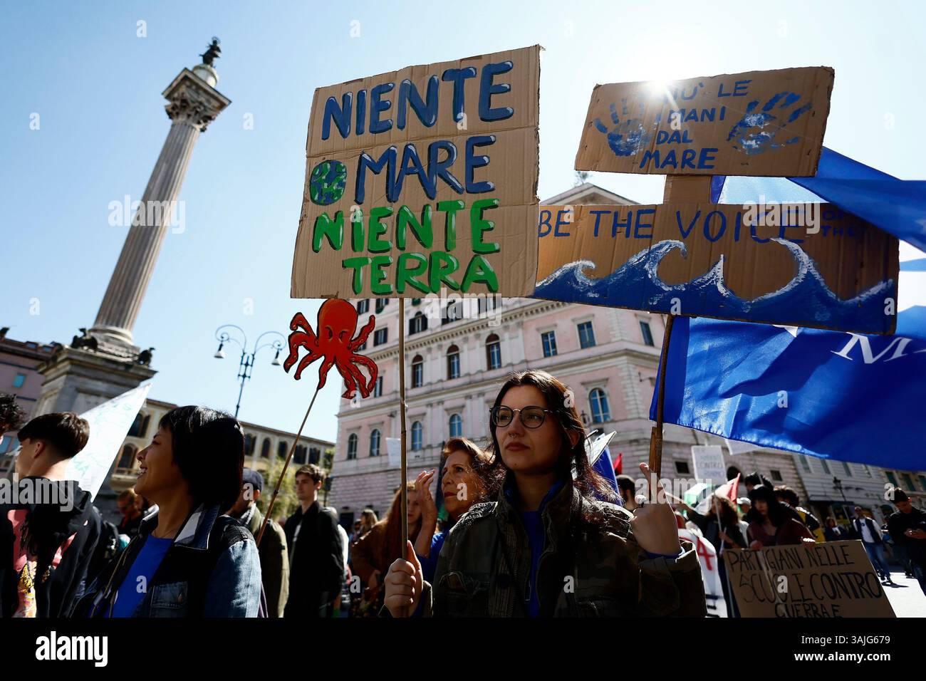 Roma, Italia. 11th Apr, 2025. Manifestazione Friday for Future - Roma ...