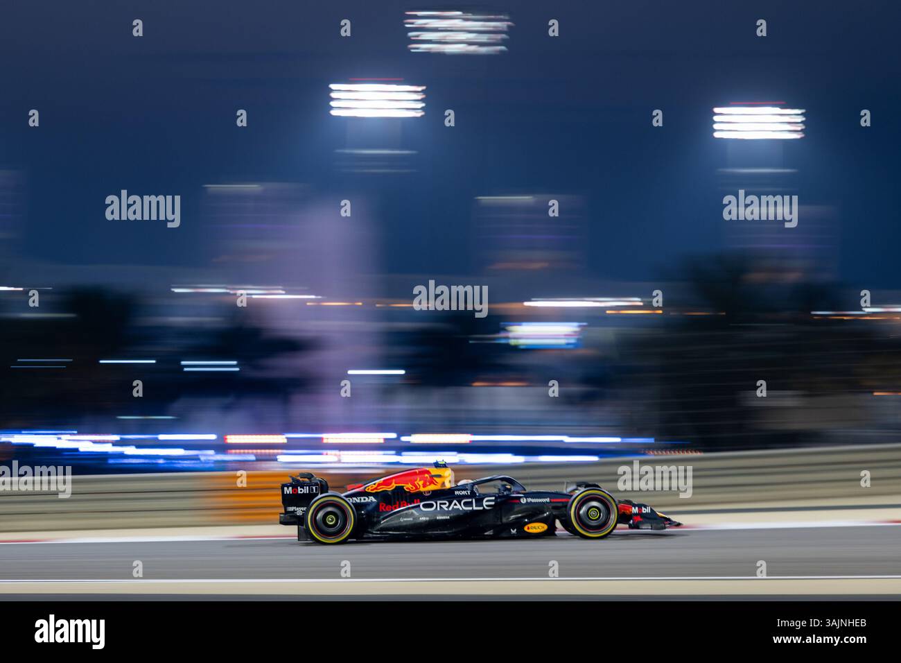 Oracle Red Bull Racing Japan Yuki Tsunoda (Oracle Red Bull Racing, Japan, #22) im RB21, BAH, Formel ...