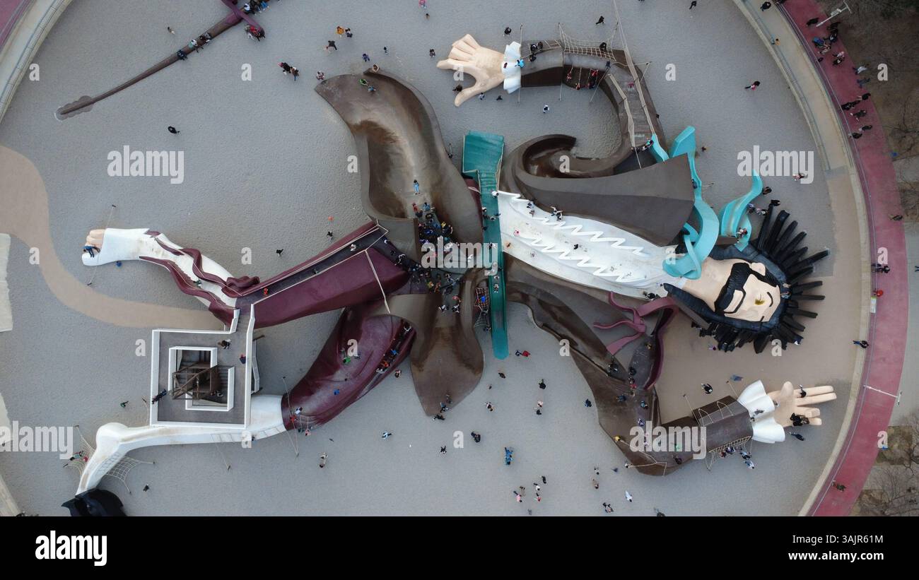 Gulliver travels hi-res stock photography and images - Alamy