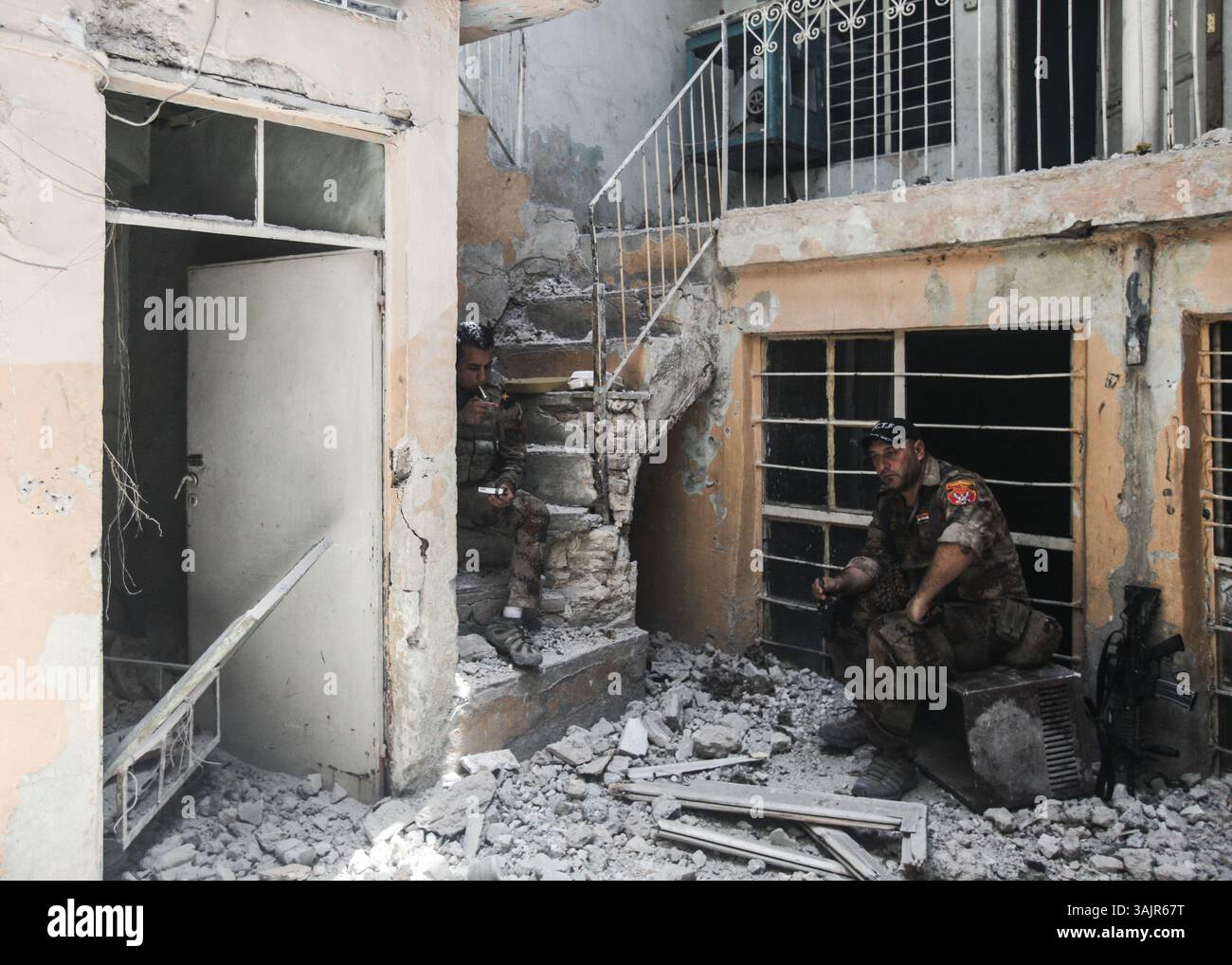 Mosul Isof July 2, 2017 - Mosul, Iraq - ISOF CTF forces hold their position amidst ...