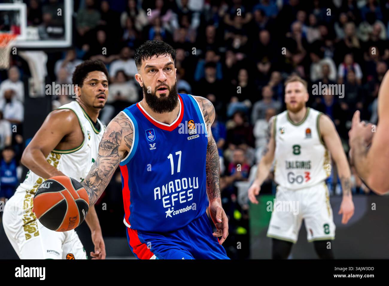 Vincent Poirier Anadolu Efes Impact on the EuroLeague Landscape