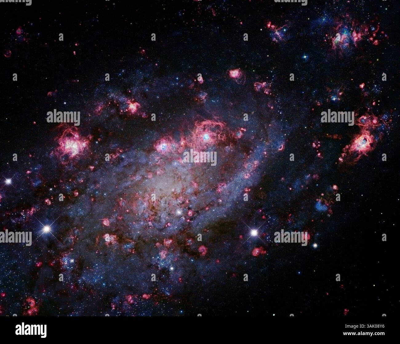 Ngc 2403 hi-res stock photography and images - Alamy