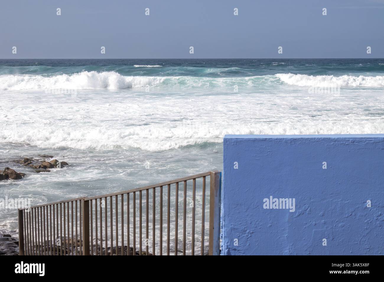 Blue wall railing pathway hi-res stock photography and images - Alamy