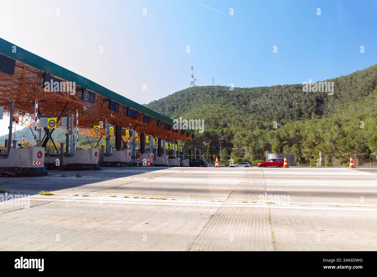 Toll booths spain hi-res stock photography and images - Alamy