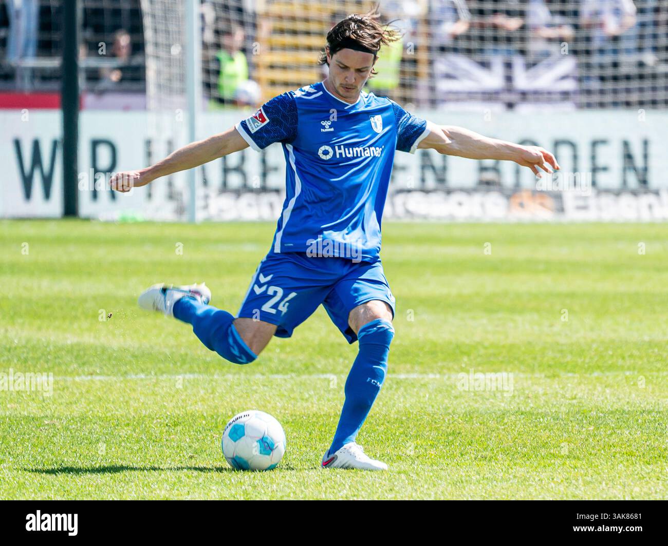 Signs Jean Hugonet Magdeburg Tactical Implications for Hannover 96