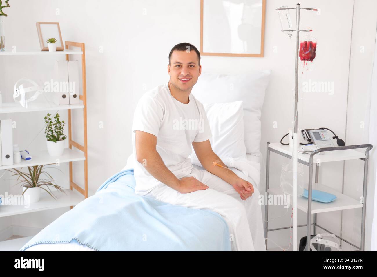 Transfusing smiling hi-res stock photography and images - Alamy