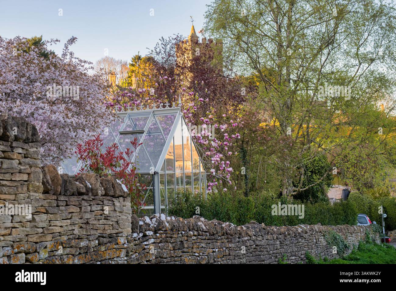 Bourton on the hill, Cotswolds, Gloucestershire, England Stock Photo