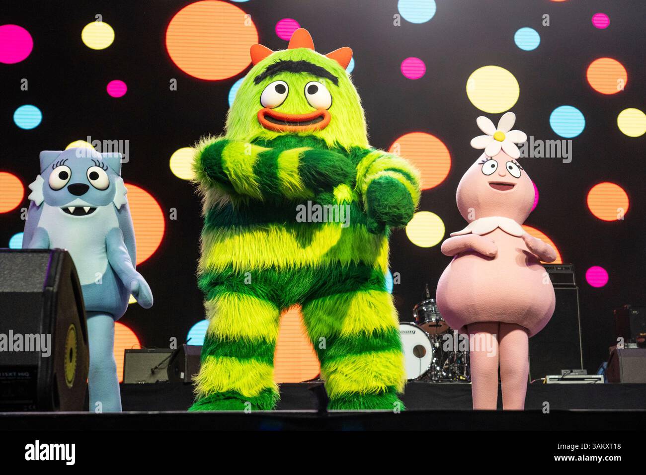 Brobee of Yo Gabba Gabba! performs during the first weekend of the ...