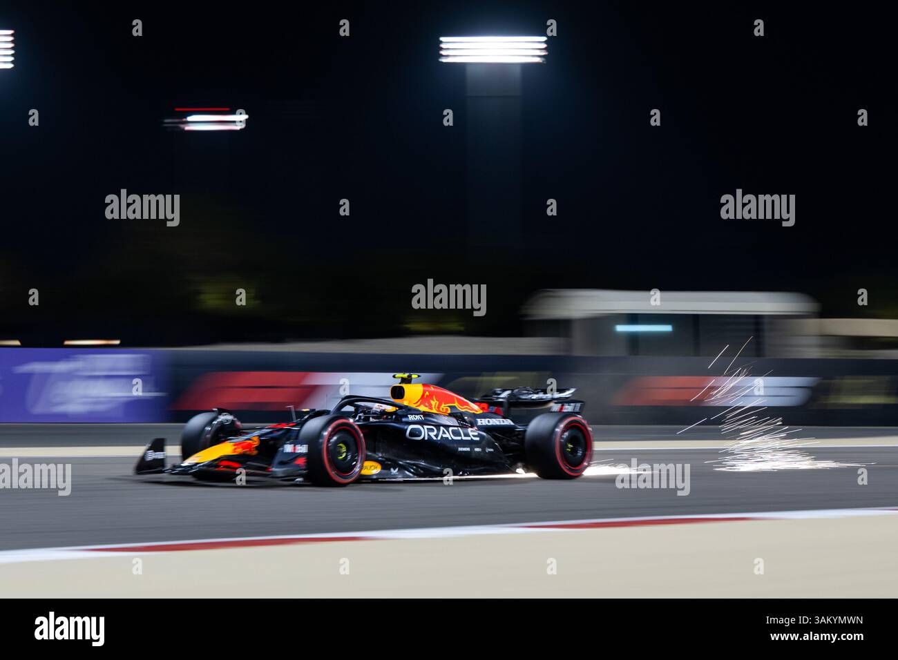 Oracle Red Bull Racing Japan Yuki Tsunoda (Oracle Red Bull Racing, Japan, #22) im RB21, BAH, Formel ...