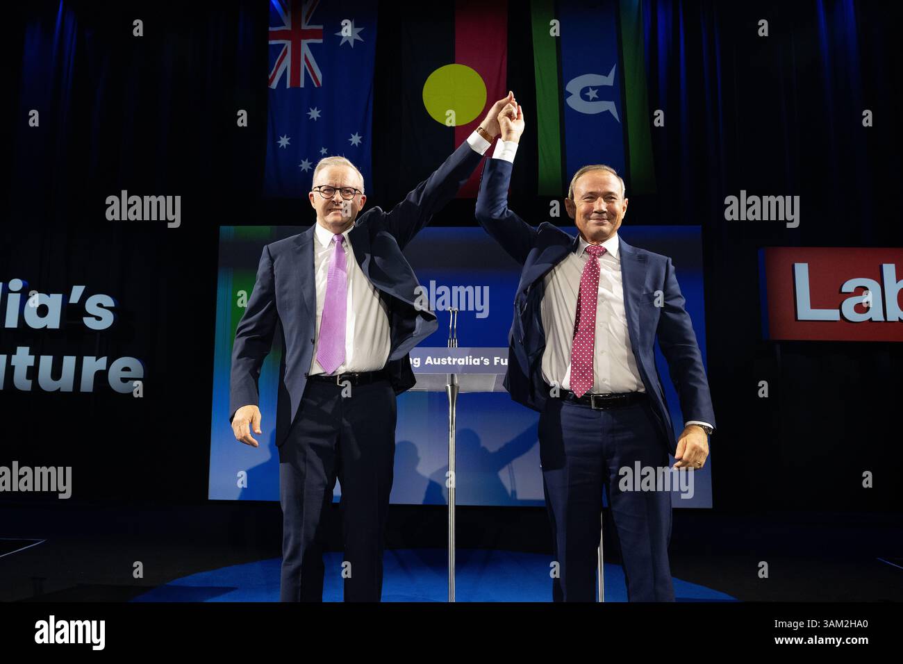 WA Premier Roger Cook introduces Australian Prime Minister Anthony ...