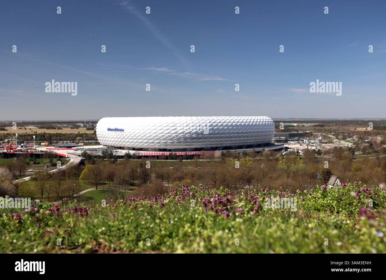 ! ACHTUNG BILD NUR REDAKTIONELL VERWENDBAR ! Hier im Bild die Allianz ...