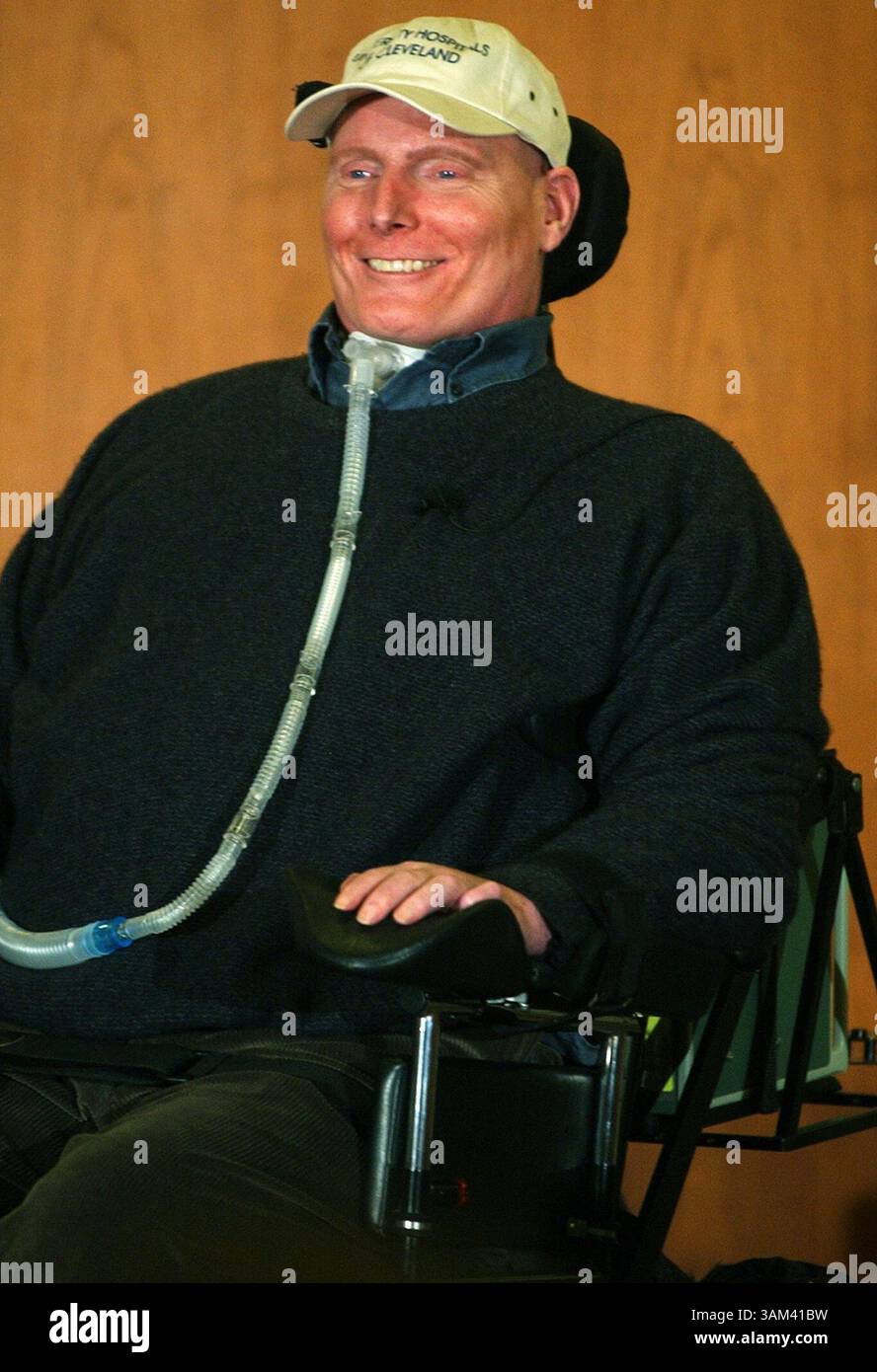 March 13, 2003 - U.S. - KRT US NEWS STORY SLUGGED: MED-REEVE KRT PHOTO ...