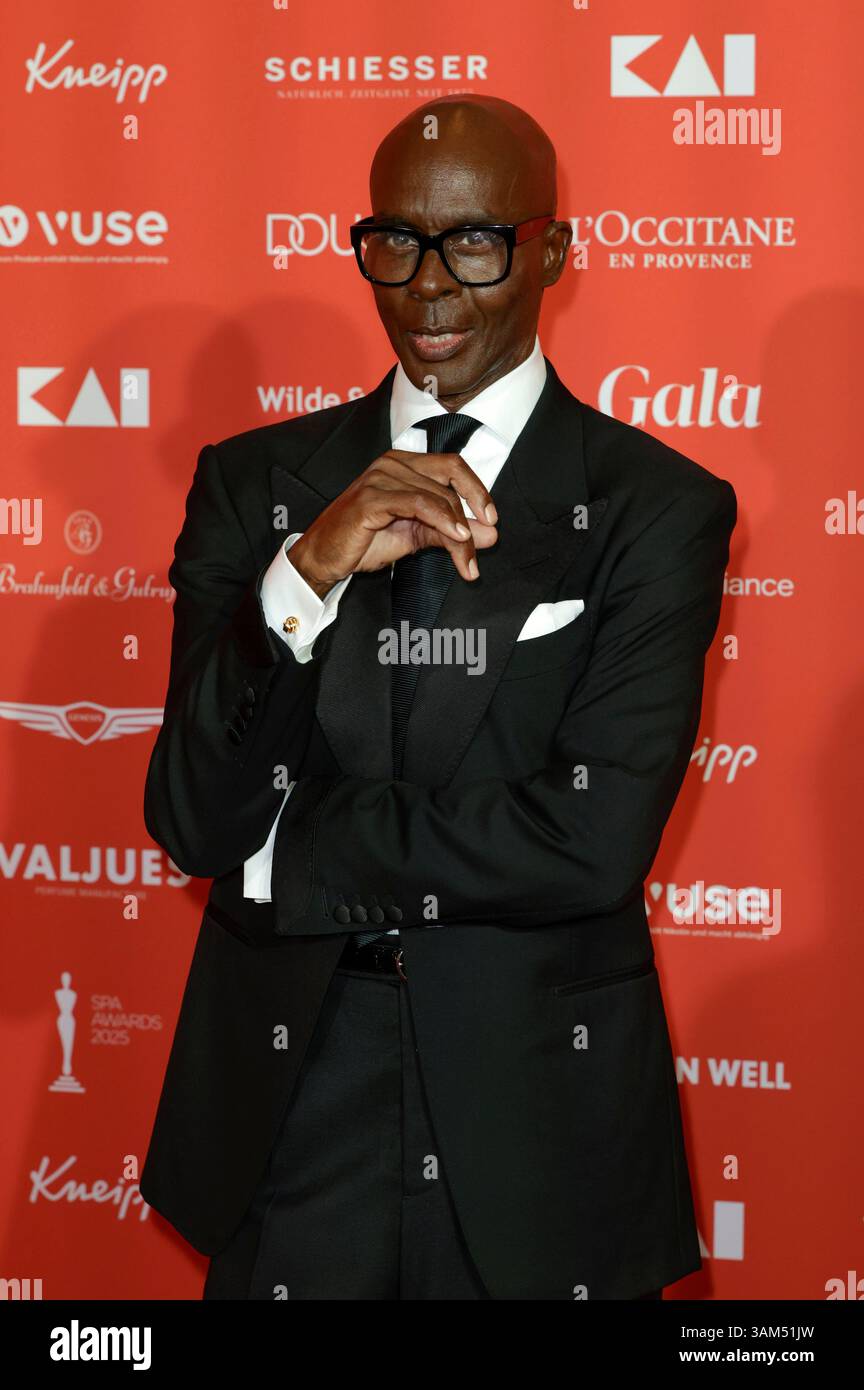 Bruce Darnell Bei Der 28 Verleihung Der Spa Awards 2025 Im Hotel 