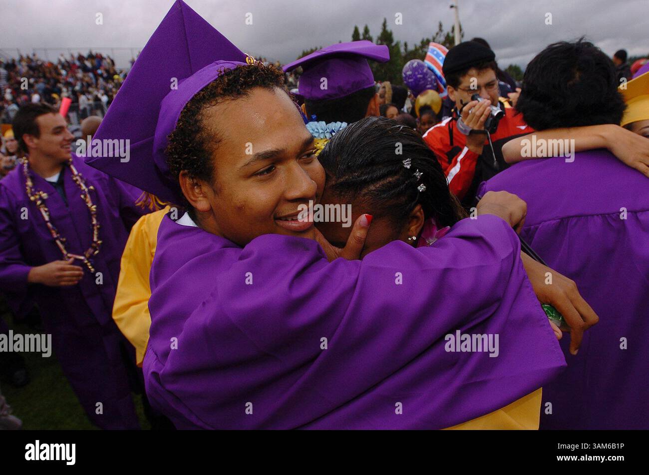 High school graduation june 16 hi-res stock photography and images - Alamy