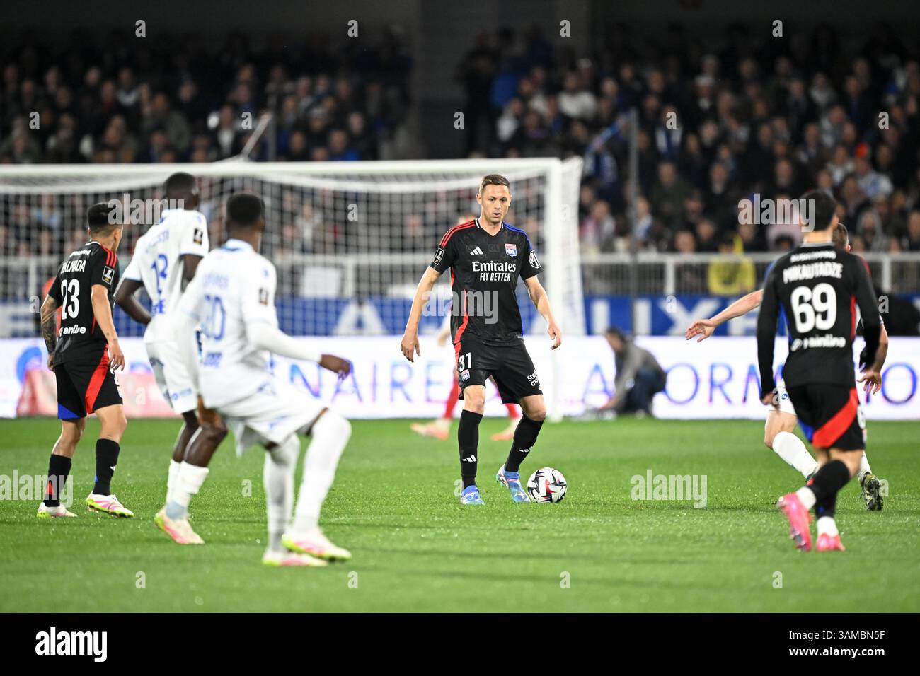 31 Nemanja MATIC (ol) during the Ligue 1 McDonald's match between ...