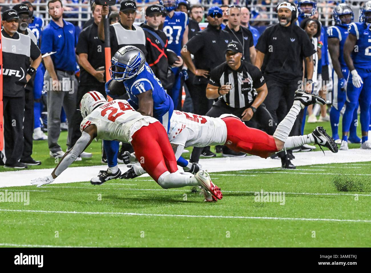 ST. LOUIS, MO - APRIL 13: DC Defenders Cornerback Kiondre Thomas (24 ...