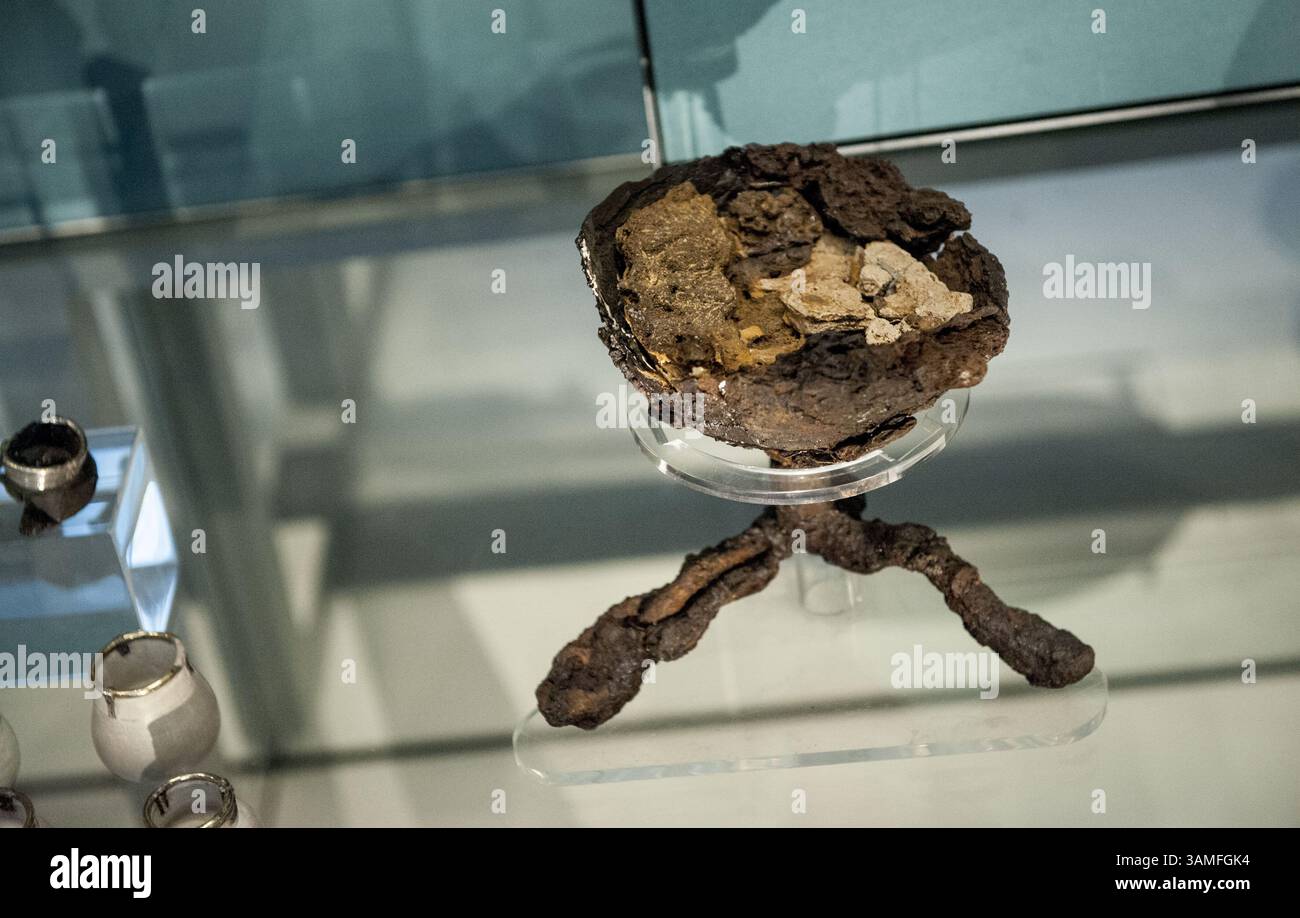 March 25, 2014 - London, UK - Pix of new gallery and display of the ...