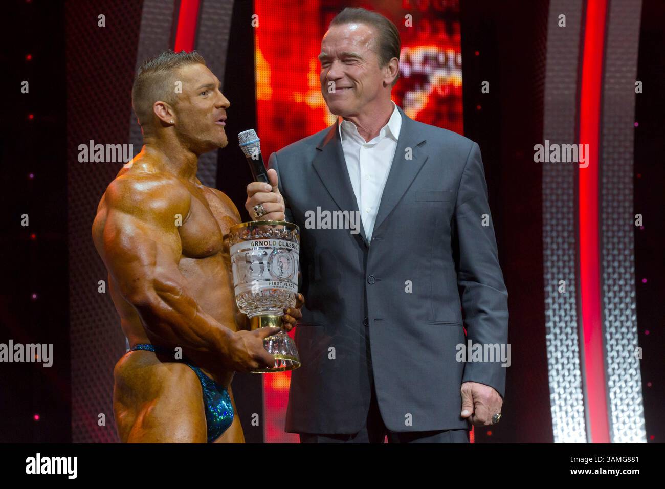 Arnold schwarzenegger body building hi-res stock photography and images -  Alamy, image size:1300x956