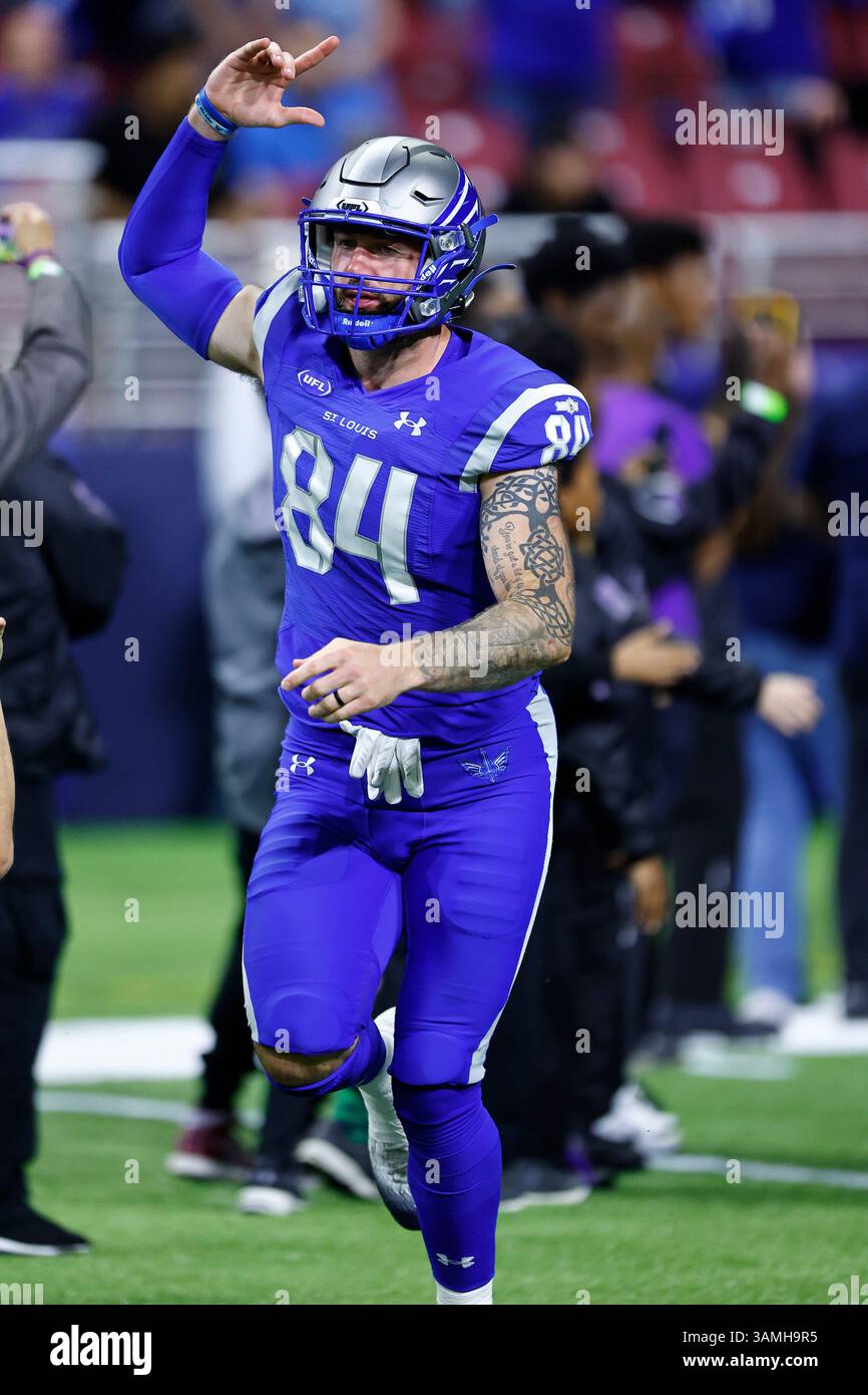 ST. LOUIS, MO - APRIL 13: St. Louis Battlehawks tight end Jake ...