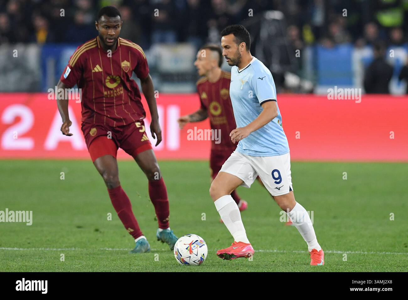 Rival Fans Clash In Heated Coppa Italia Match As Napoli Thrash Palermo 5-0  | Football News, image size:1300x956