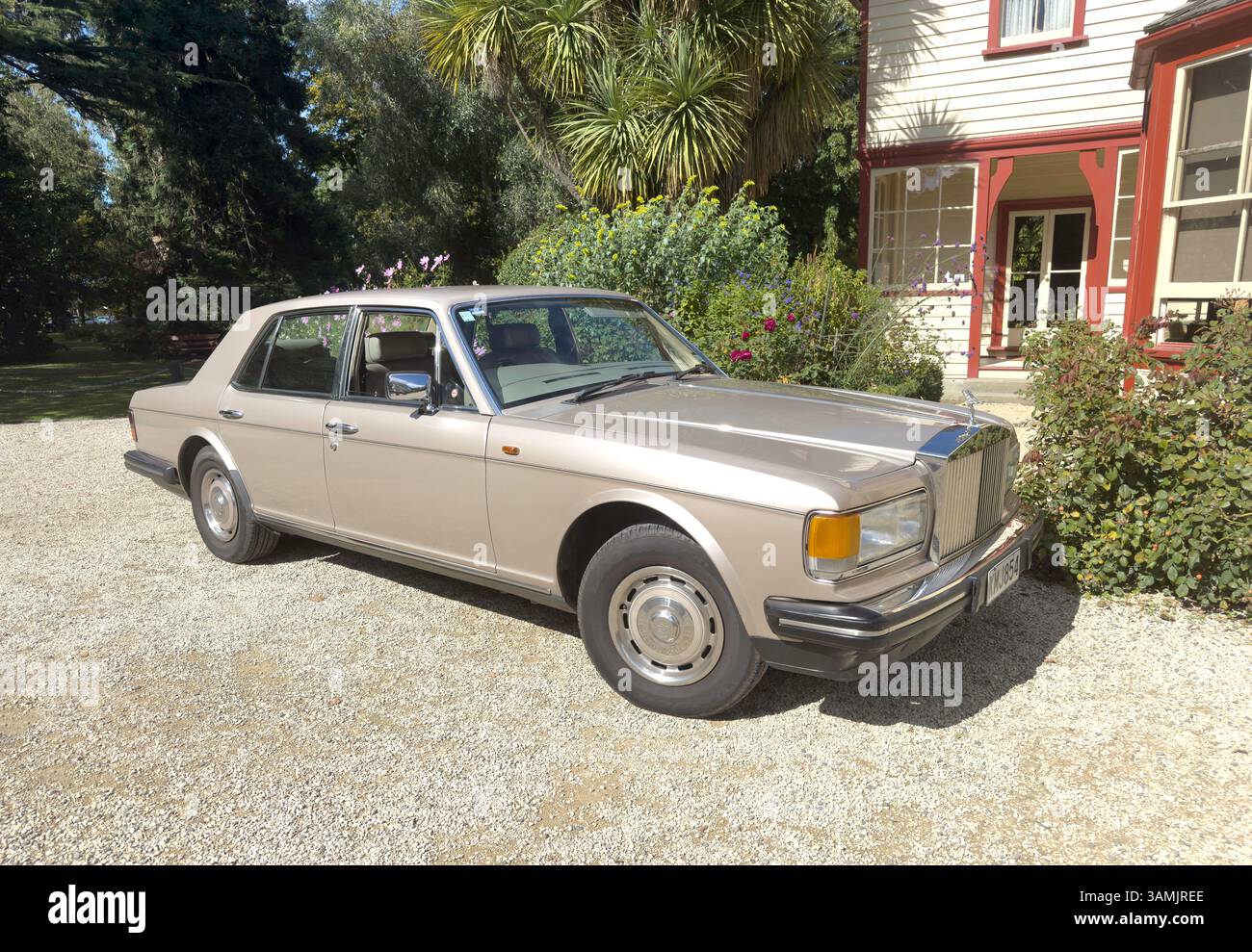 Classic Rolls Royce Silver Spur automobile at Riccarton House & Bush, Kahu Road, Fendalton, Christchurch (Ōtautahi), Canterbury Region, New Zealand Stock Photo