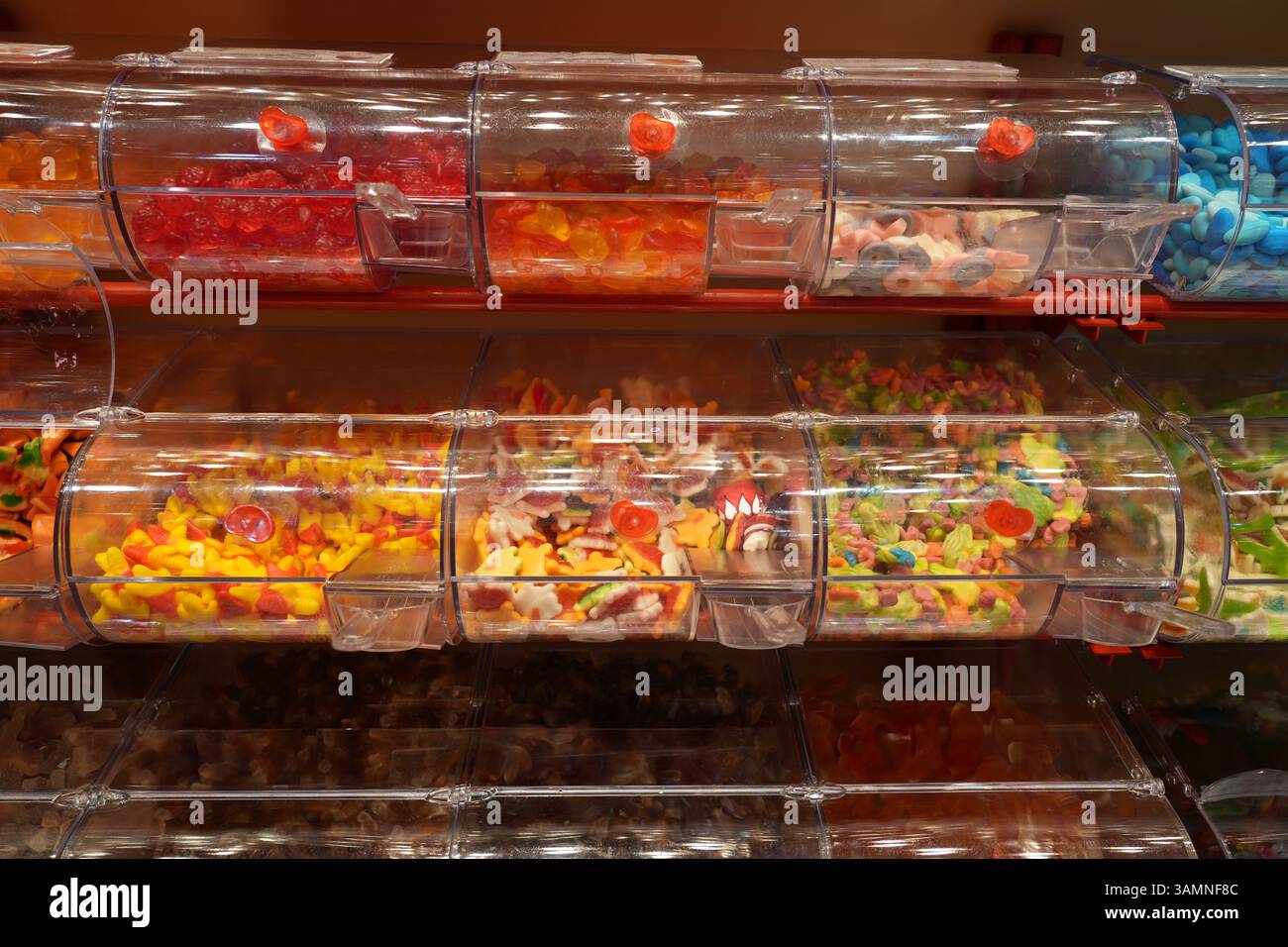 Rows of containers hi-res stock photography and images - Alamy