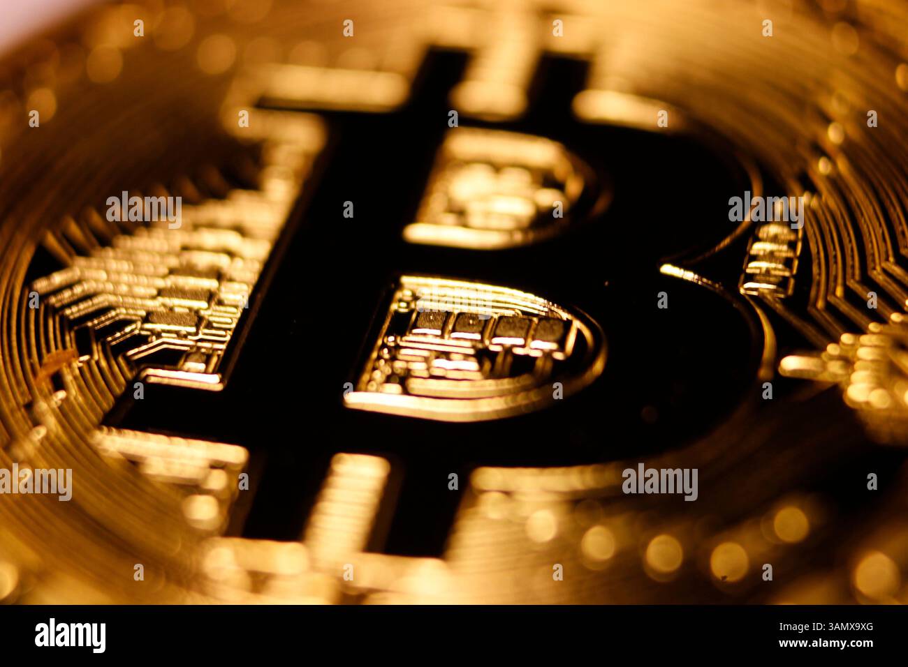 Logo de bitcoin hi-res stock photography and images - Alamy