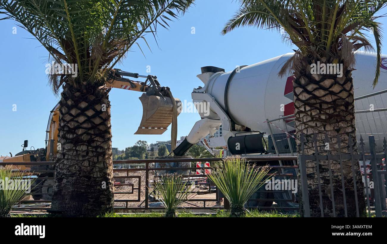 Concrete mixer vehicle construction hi-res stock photography and images ...