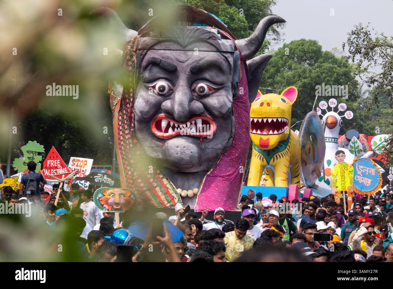 Anondo shobhajatra hi-res stock photography and images - Alamy