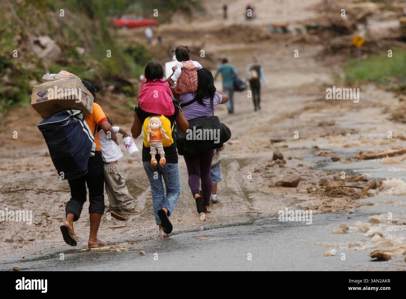 Si Statements/Speeches, Si Legacy, Southwest Border, GA 0/16 Strut Comms:  DHS 3 Media, Public Even Campaign CE, USCIS, USSS, FLE, image size:1300x957