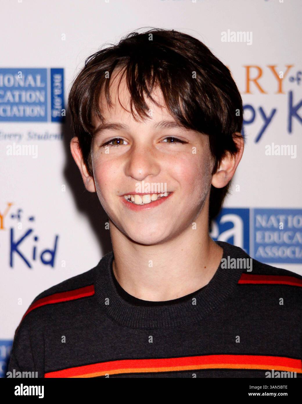 Diary wimpy kid 2010 zachary hi-res stock photography and images - Alamy, image size:1040x1390