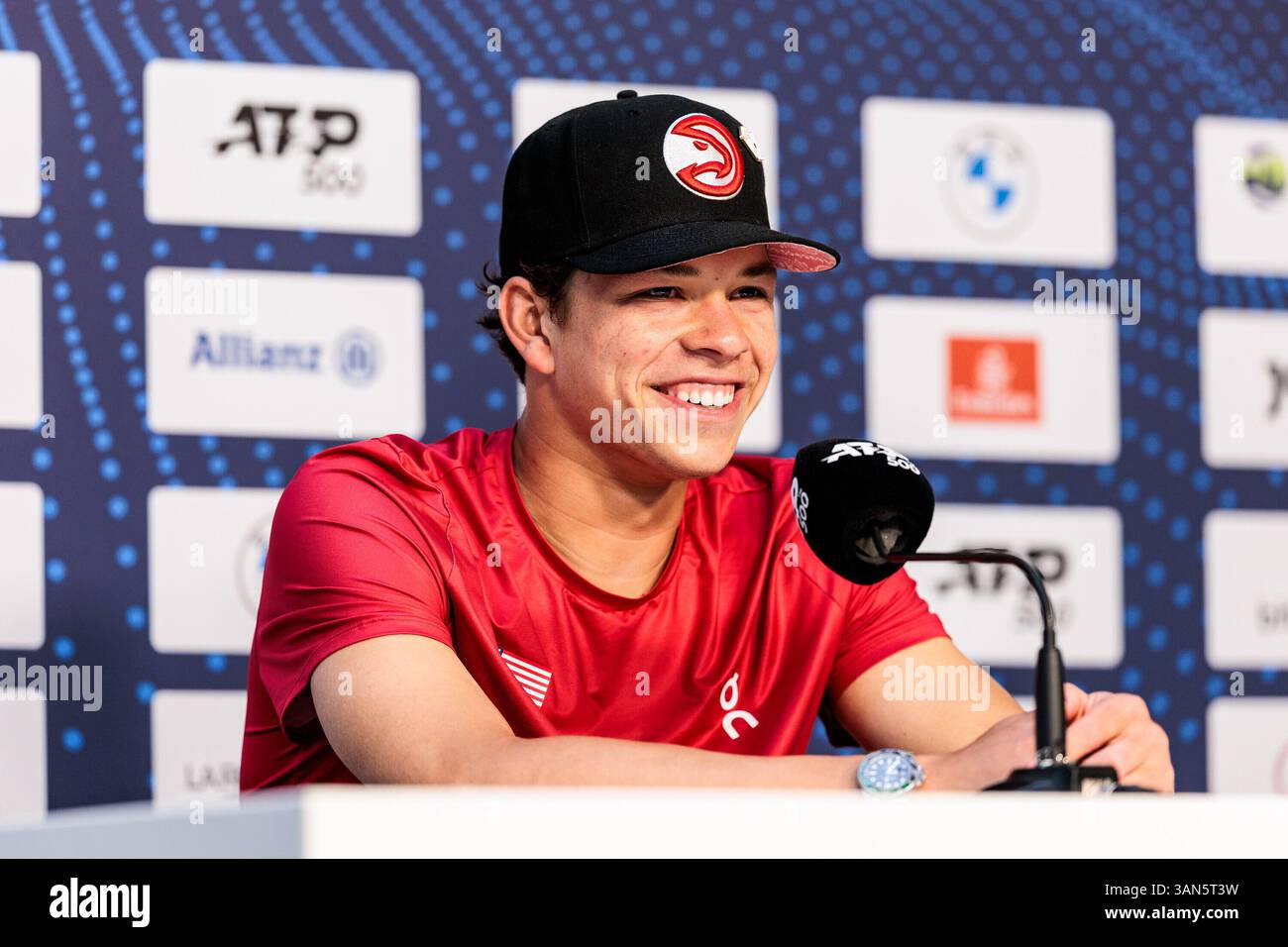 Munich, Germany. 14th April, 2025. Ben Shelton (USA) w?hrend der Pressekonferenz BMW Open by Bitpanda M?nchen ATP 500: Tag 3, M?nchen, MTTC Iphitos am 14.04.2025 Credit: dpa picture alliance/Alamy Live News Stock Photo