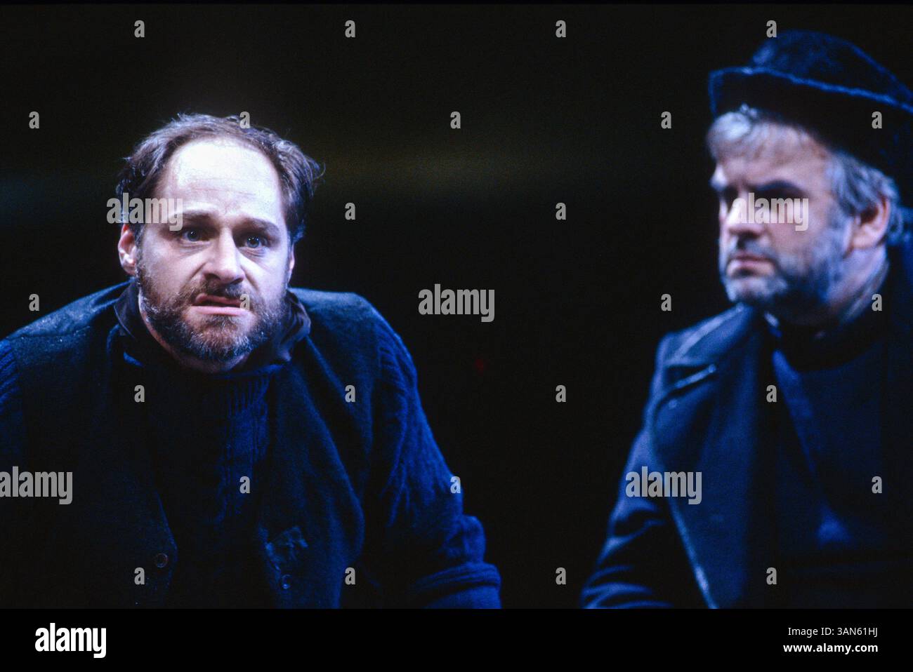 l-r: Stephan Drakulich (Peter Grimes), Alan Opie (Captain Balstrode) in PETER GRIMES at Glyndebourne Festival Opera, East Sussex, England  02/05/1992 music: Benjamin Britten  libretto: Montagu Slater  conductor: Andrew Davis  design: John Gunter  lighting: Pat Collins  director: Trevor Nunn Stock Photo