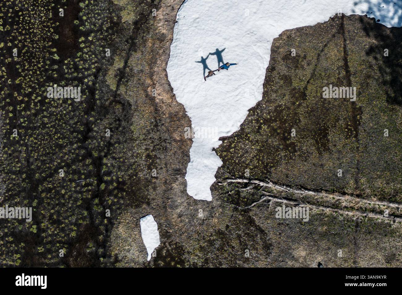 Aerial view hikers standing hi-res stock photography and images - Alamy