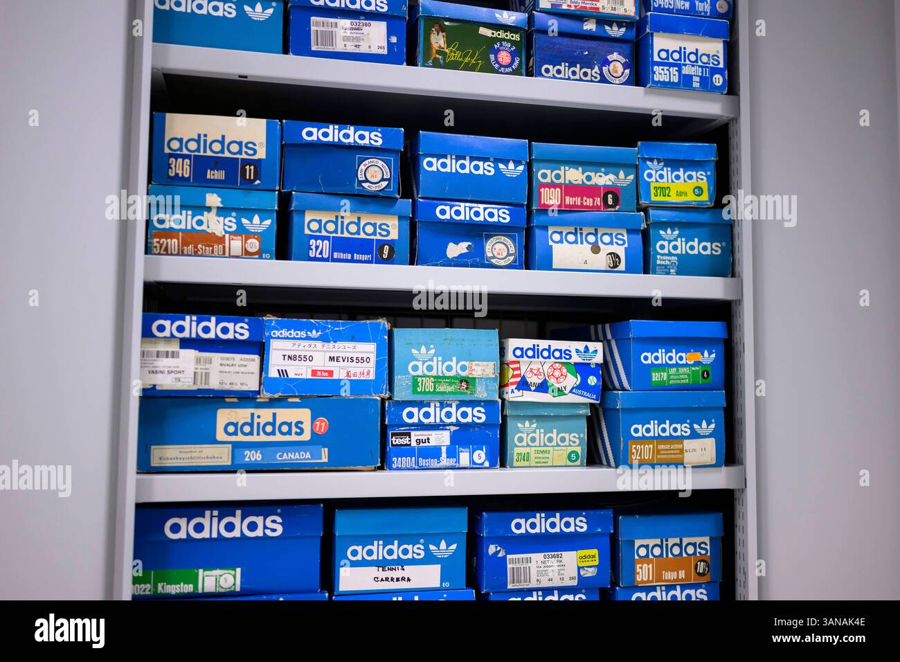 Adidas Archiv 10.06.2024 Herzogenaurach Besuch des Adidas Campus und ...