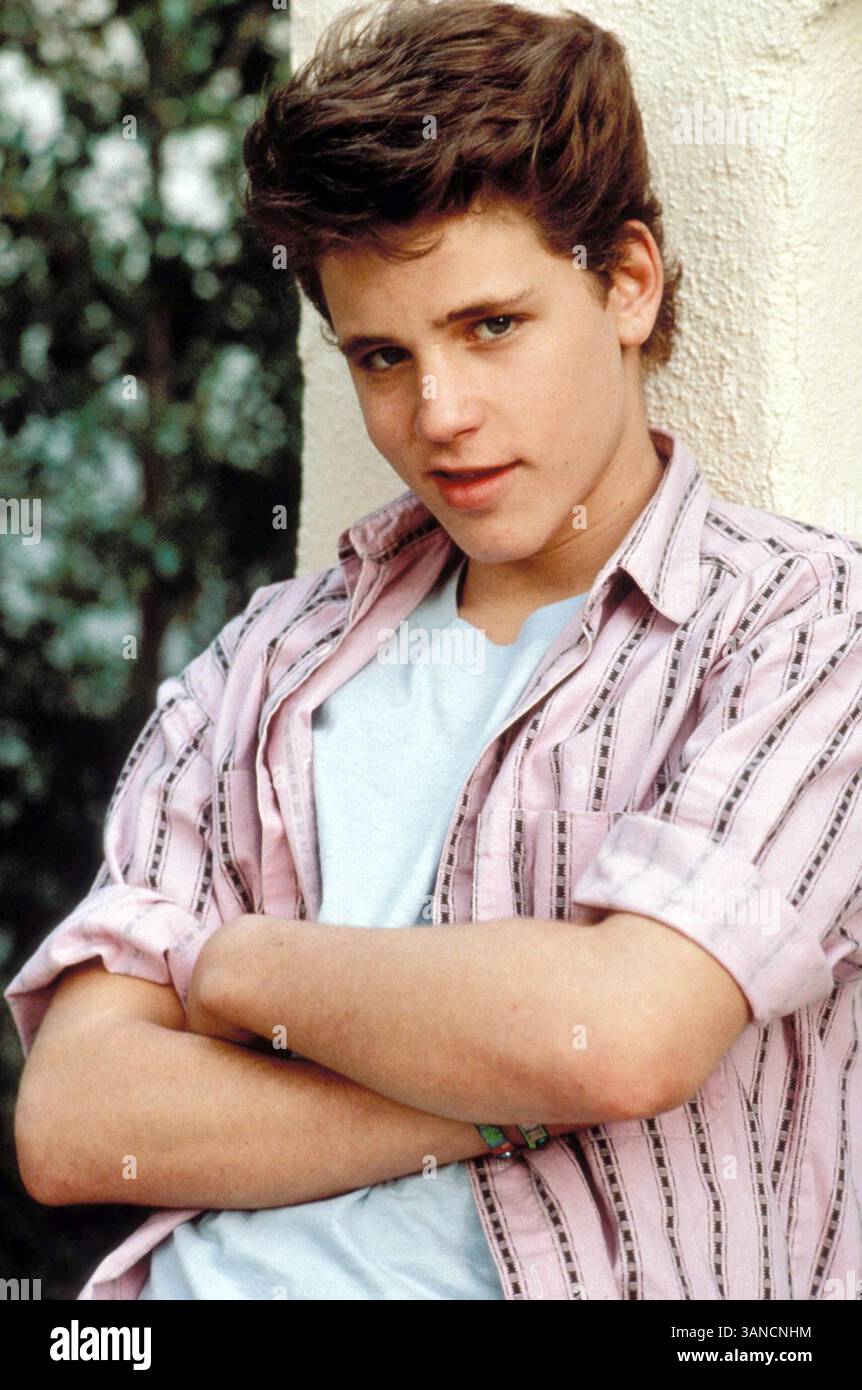 Reality tv show still hi-res stock photography and images - Alamy, image size:862x1390