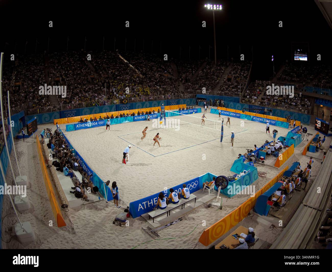 Shelda Aug 24, 2004; Athens, GREECE; MISTY MAY and KERRI WALSH (USA) defeat ...