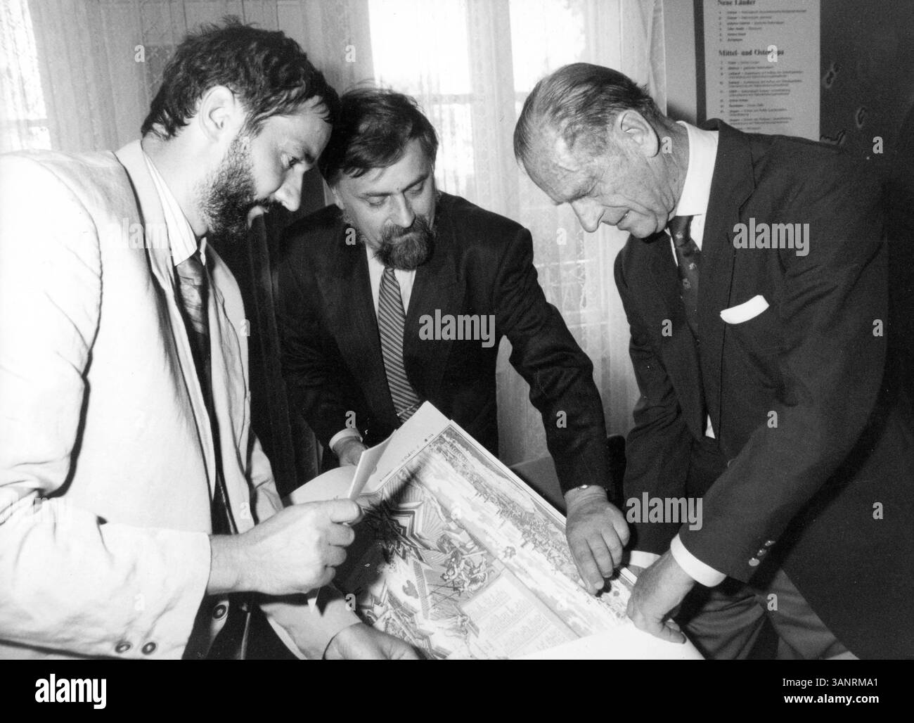 Apr. 4, 2008 - PRINCE PHILIP WITH BRANDENBURG'S MINISTER OF ENVIRONMENT MATTHIAS PLATZECK AND POLISH DISTRICT CHAIRMAN MAREK TALUSIEWICZ AT FUTURE NATIONAL PARK IN EAST GERMANY 07-30-1992. DPA- -   PRINCEPHILIPRETRO(Credit Image: © Globe Photos/ZUMAPRESS.com) Stock Photo
