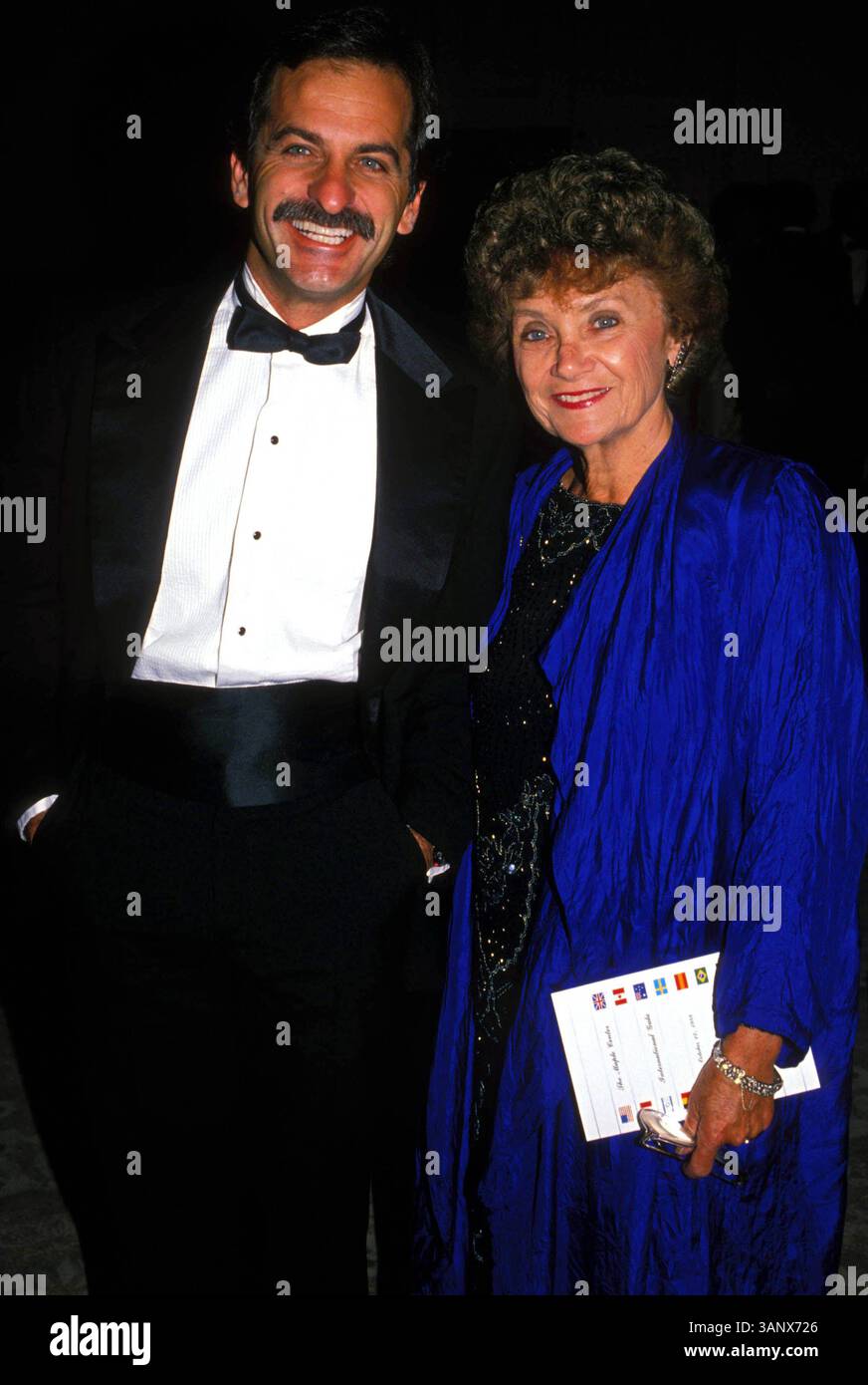 Estelle getty hi-res stock photography and images - Page 3 - Alamy, image size:872x1390