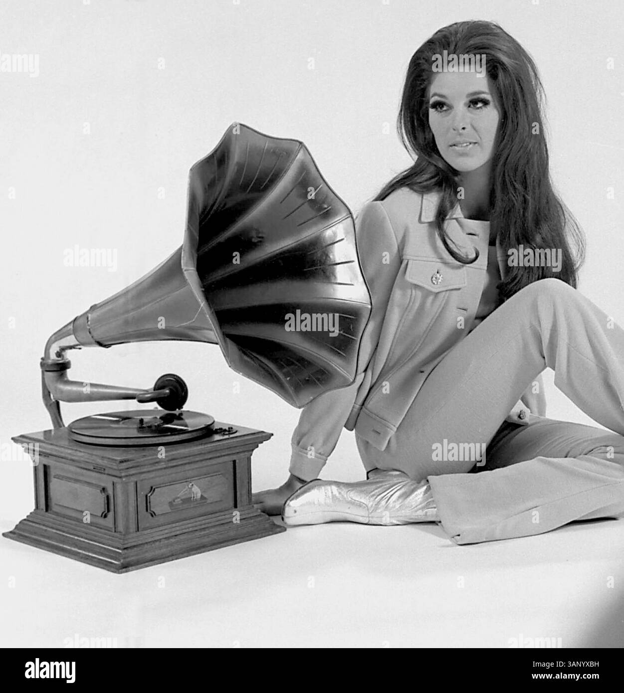 Bobbie gentry Black and White Stock Photos & Images - Alamy
