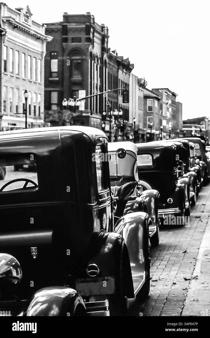 Road traffic on the cars vehicles Black and White Stock Photos & Images ...