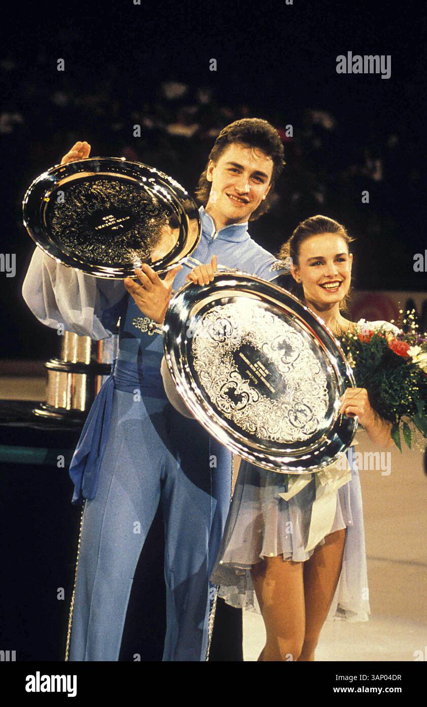 Gordeeva hi-res stock photography and images - Alamy, image size:841x1390